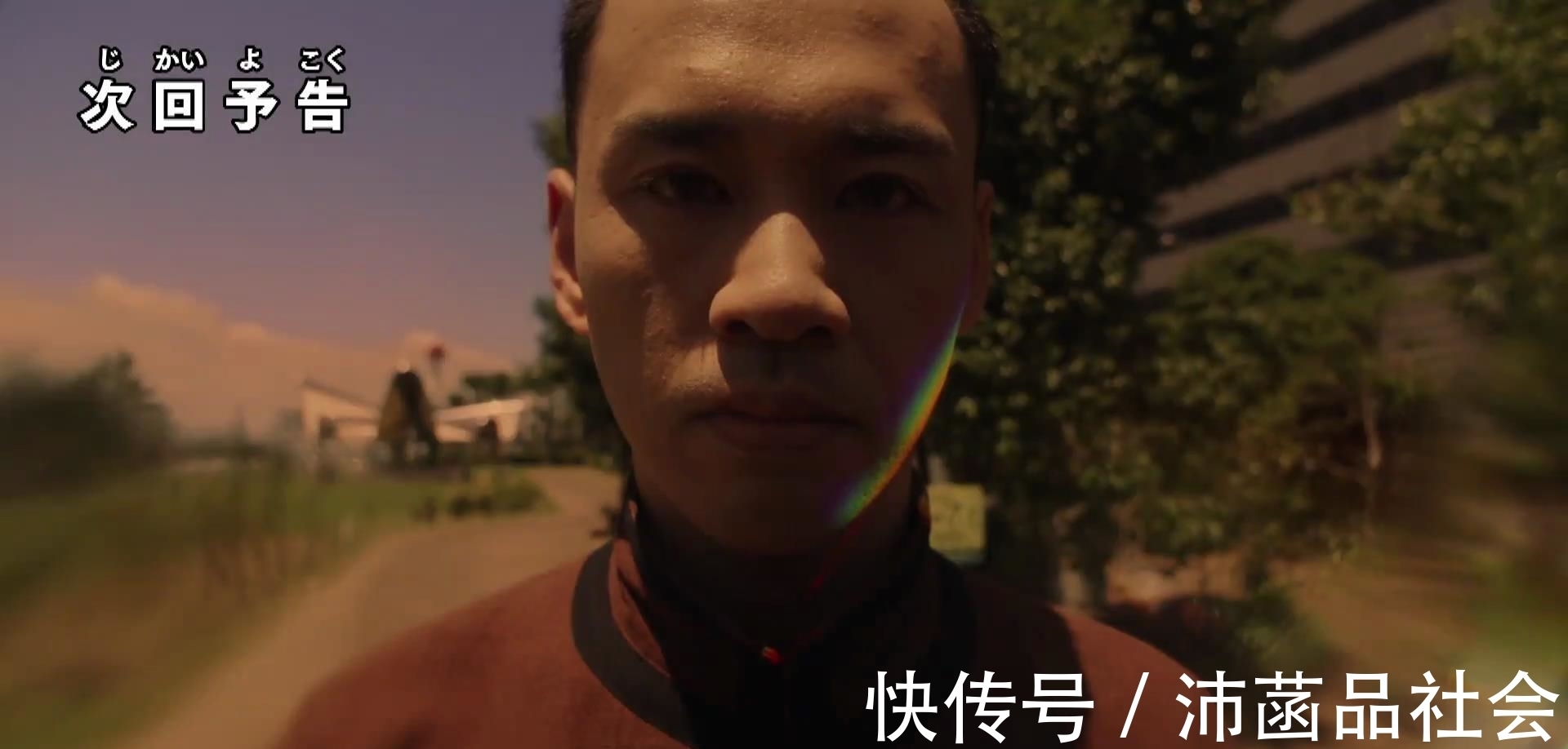 老妈|特利迦奥特曼:光国闪着金光有三种可能,变身迪迦不现实,要咋玩