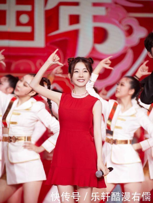 再登卫视舞台!四大平台合力邀请!冯提莫的歌曲超励志!