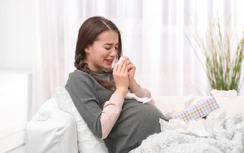 分泌物|孕期孕妇的内裤总是黄黄的到底是怎么回事？其中的原因孕妈别忽视