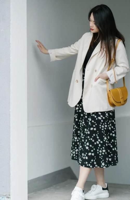 2021基础款这样穿，就是比别人好看！