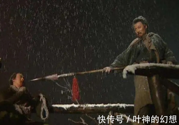 水浒传@关胜和林冲谁更猛?从几次厮杀来看,林冲有一点比关胜还强