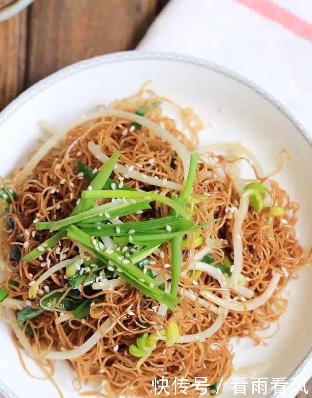 简单|这几种面条,看似简单,很多人却怎么都学不会!
