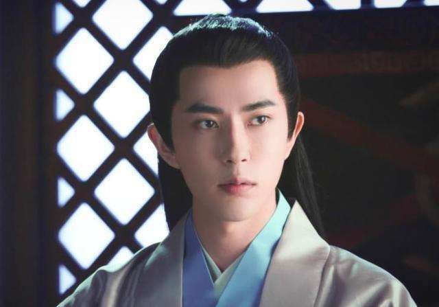 张九龄!唐著名宰相一首诗,开篇就是千古名句,气势非凡,难怪会选入课本