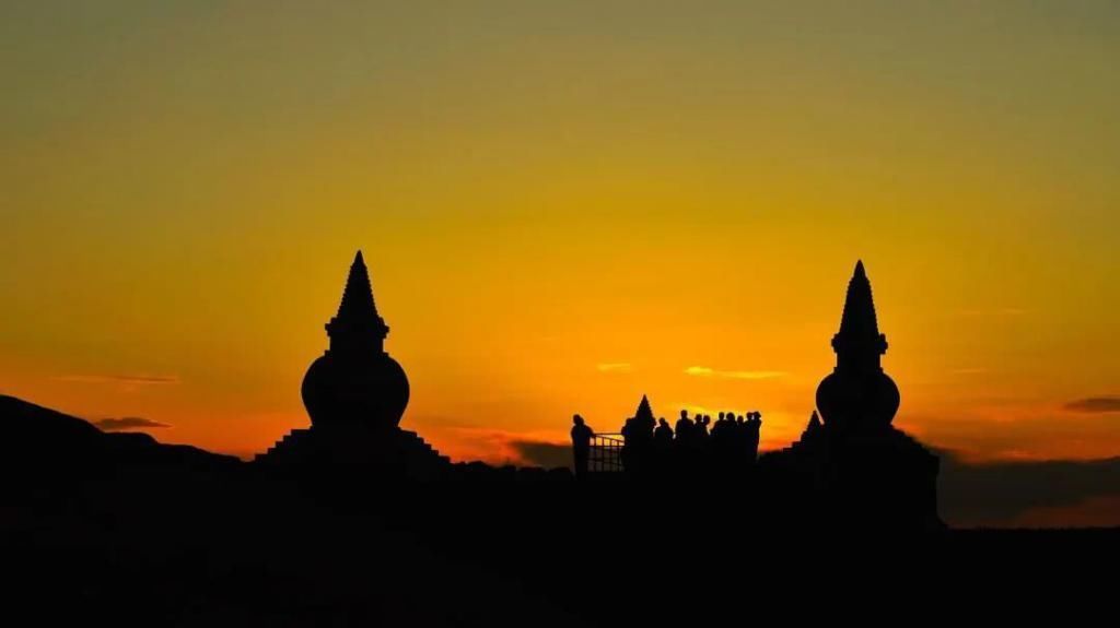 对不起|推荐丨对不起,别再找我,我要去阿拉善了