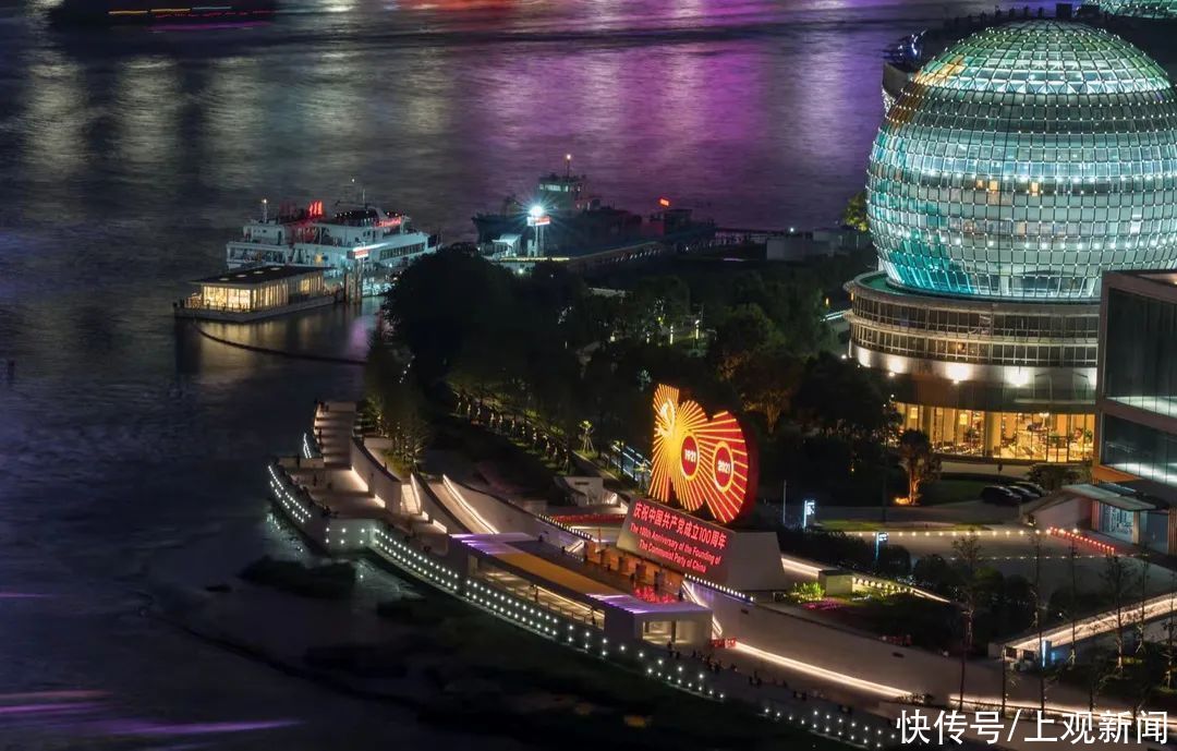 中国地图|大写的赞！6分钟内四幕盛宴，联动300多幢建筑，TA们凭实力圈粉