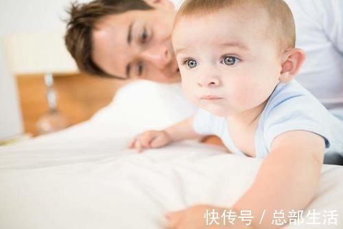 发育|娃9个月还不会爬?3个原因很关键,用对方法助宝宝爬行一臂之力