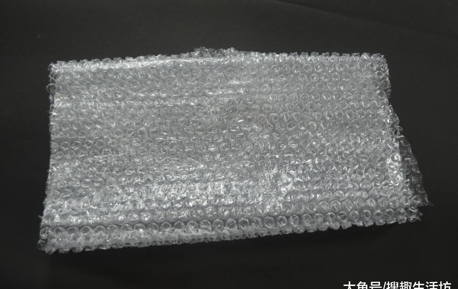 家家户户|快递箱里的气泡垫别扔了, 没想到它作用这么大, 家家户户用的到