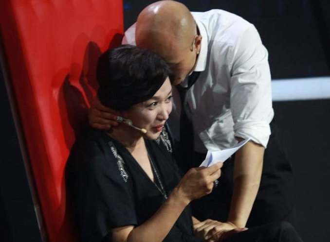 非诚勿扰|金牌主持到万人嫌,还在节目上喝酒,最后只能遁入空门了结尘缘?