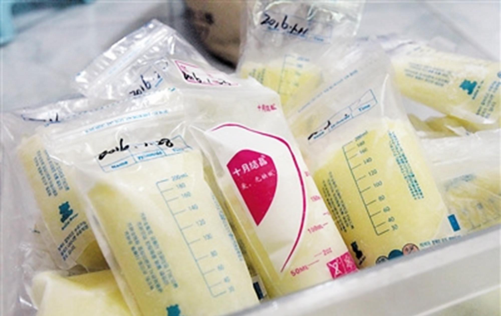 母乳|多余母乳扔了浪费咋处理?宝妈说出“好去处”,婆婆表示接受不了