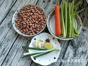 芹菜还炒着吃这才是芹菜最好吃的做法,营养美味,你不一定吃过