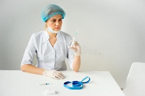 疫苗|有人打完新冠疫苗“胳臂疼”，有人却“啥事没有”，这是什么原因