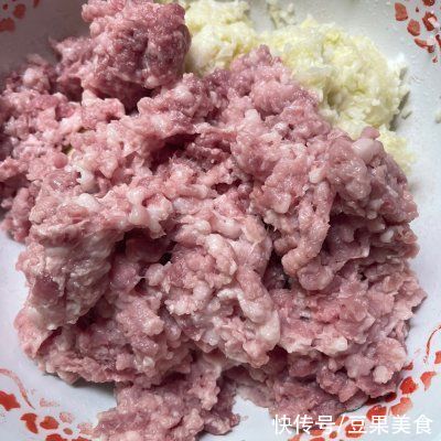 饺子|学会这样做白菜猪肉蒸饺秒变大厨