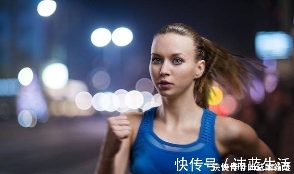 热身|早上跑步好还是晚上跑步好？跑错反而伤身，需注意什么