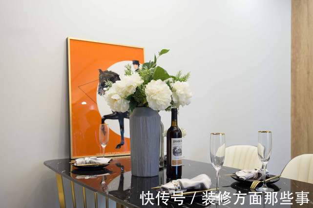 开放式|115平黑白灰现代风三居室,简洁时尚景致别样