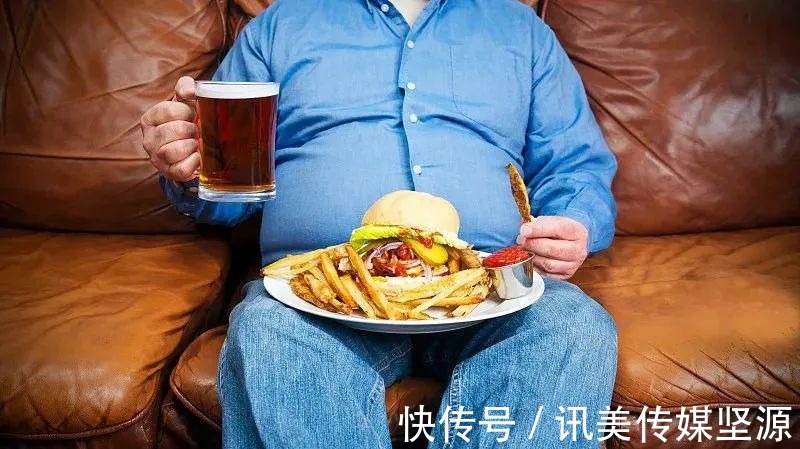 饮食习惯|越累还越胖？年轻人一定要警惕“过劳肥”