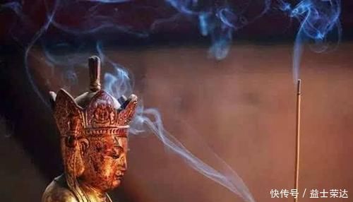 去寺庙烧香礼佛时,有五个禁忌你知道吗?不清楚的可以看看!