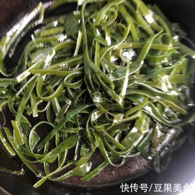 木耳|饭店的素食拌饭为什么那么好吃，主要是多了这一步
