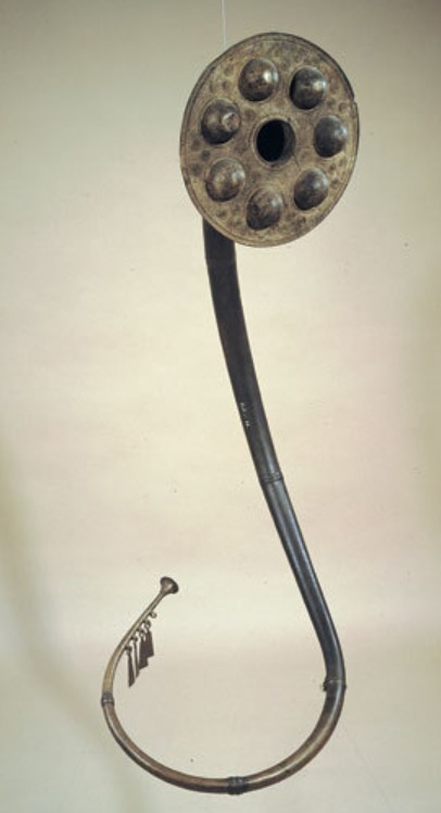 国家博物馆$两百年前,丹麦发现“谜”样的青铜器,为何它吹奏的声音如此凄凉