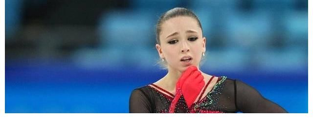 比赛|瓦利耶娃流下好几串眼泪！教练不想她继续比赛！赛后拒绝采访！