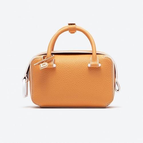 彩妆|Girlcult×芝麻街联名彩妆怪诞又有趣，Delvaux Cool Box迷你版轻巧可爱丨是日美好事物