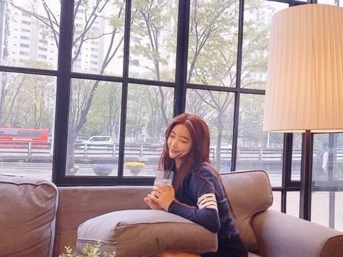 为什么日本女生皮肤不开美颜也很好?她们坚持4件事,真挺细节的