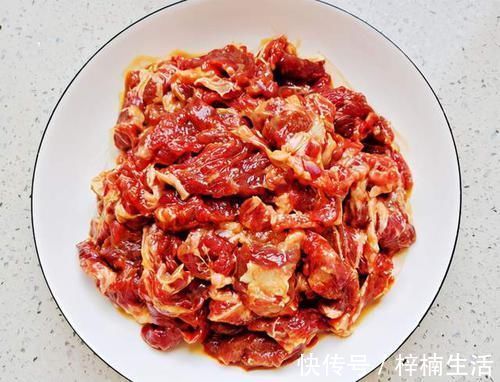 炒牛肉|炒牛肉,别放料酒腌制了,教你1招,牛肉鲜嫩滑,不老不柴不粘锅