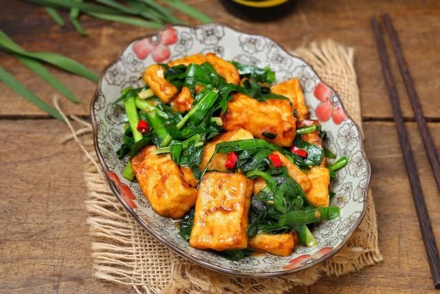 比肉菜还受欢迎的素炒，富含蛋白质营养十足，白米饭都要多盛一碗