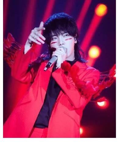 双十一晚会全阵容官宣,易烊千玺和时代少年团同台,周冬雨也加盟