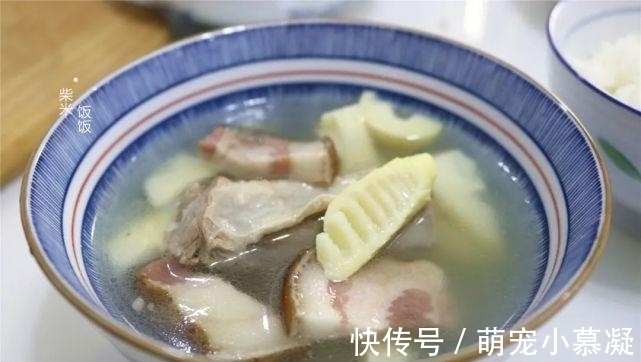 焯水|这汤太鲜了，三种食材一锅炖，不放一粒盐，现在喝正当时