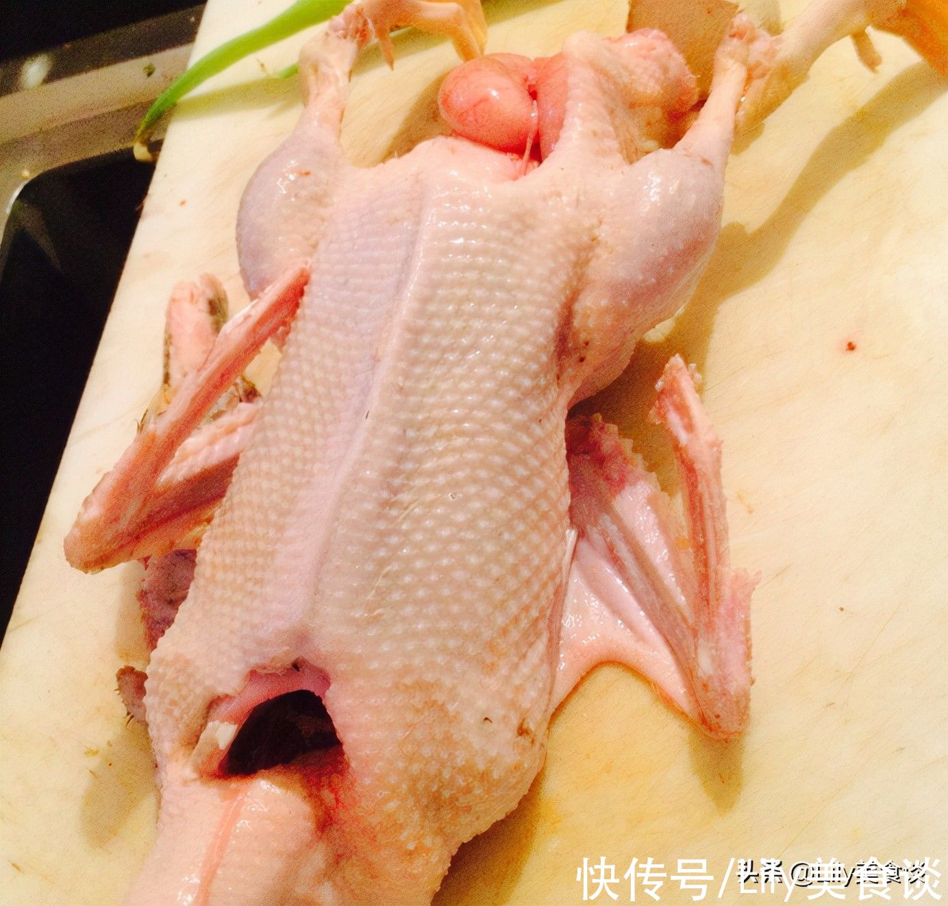 鸭肉|秋天，这4种肉记得给家人吃，贵也别舍不得，鲜香滋补入冬不怕冷