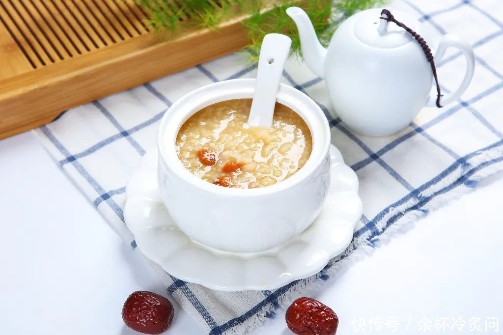 它是“平民补药”,健脾祛湿、宁心安神脾胃不好的人常食用