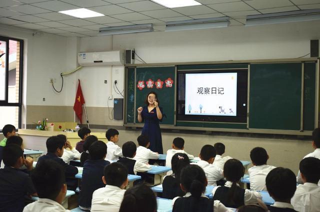 百家姓|爸爸姓“匚”,给女儿取这名老师不敢叫,老师:一点名全班都跑了