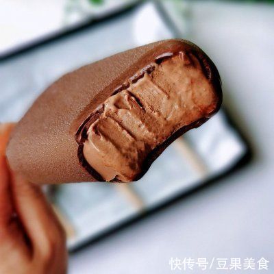 脆皮|十分钟快手菜脆皮巧克力雪糕，比外卖强