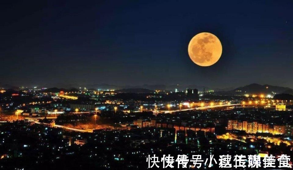 唐诗$唐诗中描写中秋佳节的代表诗作,四句诗歌穿越千年,惊艳了岁月