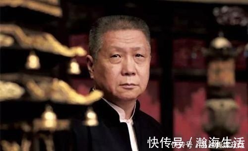 观复博物馆$最残忍的文物造假,把玉放入活羊腿中,染成“血玉”后再开刀取出