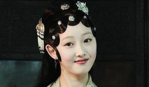 贾元春为何不喜欢林黛玉,从《红楼梦》一首诗可看出原因