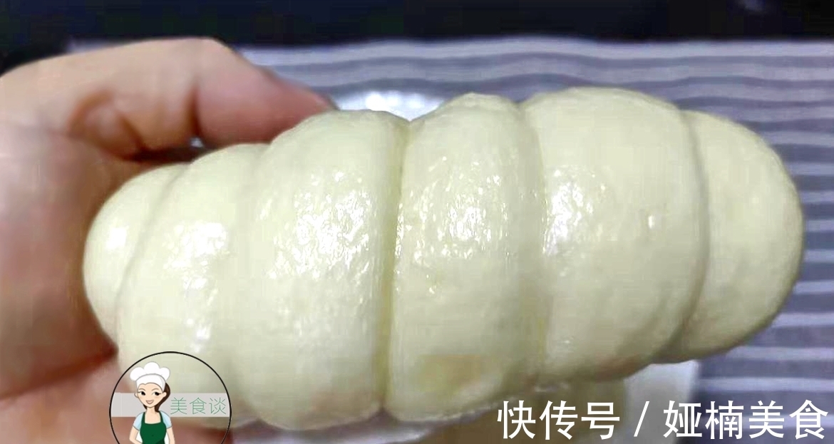 面团|早餐别老吃馒头，学会一个新吃法，卷一卷蒸一蒸，孩子迷上吃早餐