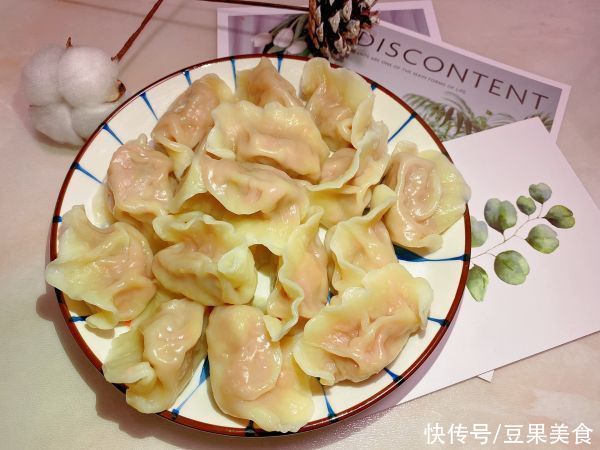 老妈做的牛肉胡萝卜馅饺子，怎么吃都不腻