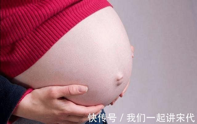 孕妇|怀孕5个月孕妈被问快生了吧?你的肚子不显怀,和这5个因素有关