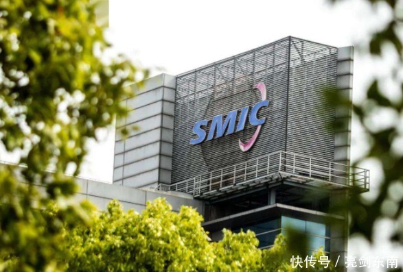 国产|真被张召忠说中了,国产芯另辟蹊径,突破西方封锁只是时间问题