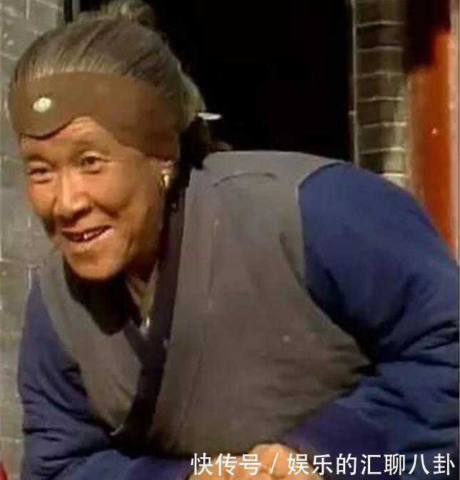 宝玉|红楼梦:难怪王夫人要用一百两银子买断刘姥姥,看她做了什么事?