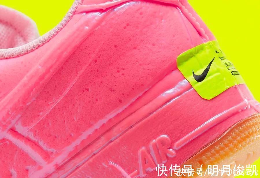 stussy|斗牛资讯丨玩具鞋?NIKE 这么多骚操作不进来看一看?