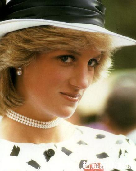 宝石|万人拥戴的王妃也会戴赝品,高贵的她,戴着身上的假宝石更胜真品