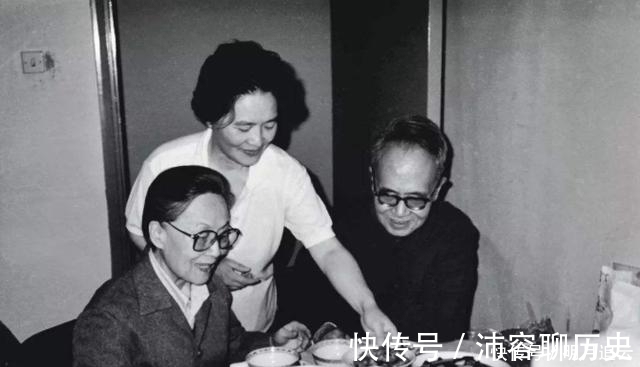 小棉袄$钱钟书女儿钱瑗:丈夫自尽终生未育,却是一个贴心的“好妈妈”