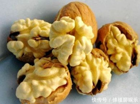 膽固醇|吃核桃的什么時(shí)間“最佳” 很多人都吃錯(cuò)了,等于白吃