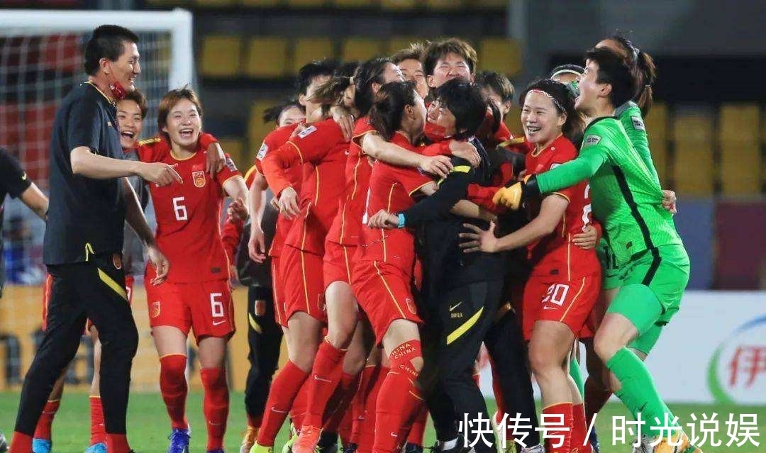 女足亚洲杯|女足真比男足强吗?女足四十年来成绩一路滑坡,获夸奖靠同行衬托