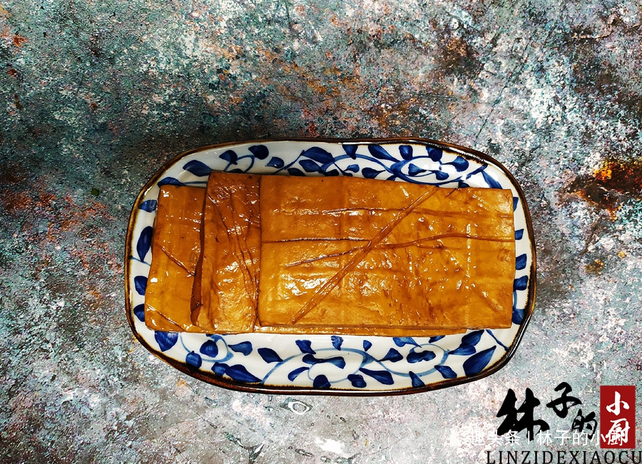 儿子隔三差五就要吃一回,5块钱一大盘独自吃个精光,总是吃不腻