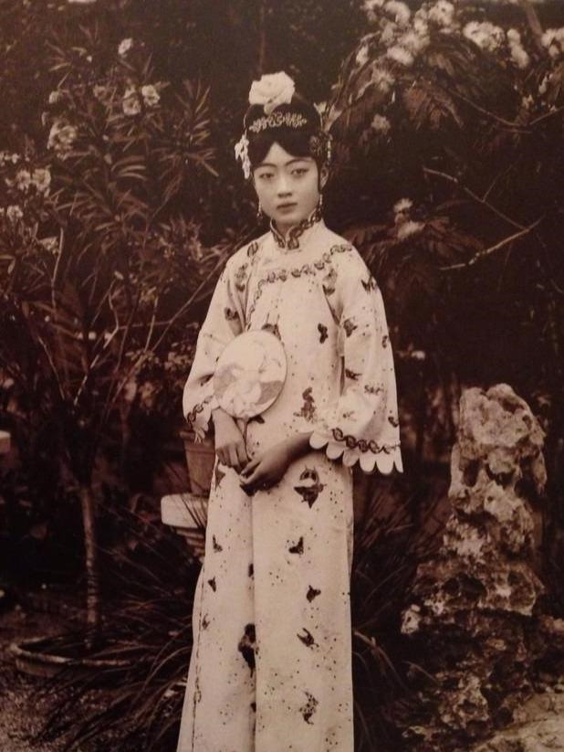 皇后|「老照片」从妙龄少女到1个疯子！今日盘点，末代皇后婉容！
