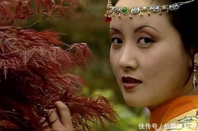 贾琏|凤姐平日盛气凌人,为何却对贾府老仆毕恭毕敬?不止是会做人