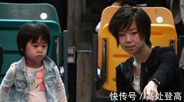 马琳|大魔王张怡宁嫁大20岁富豪,结婚9年像初恋,今成“女儿奴”